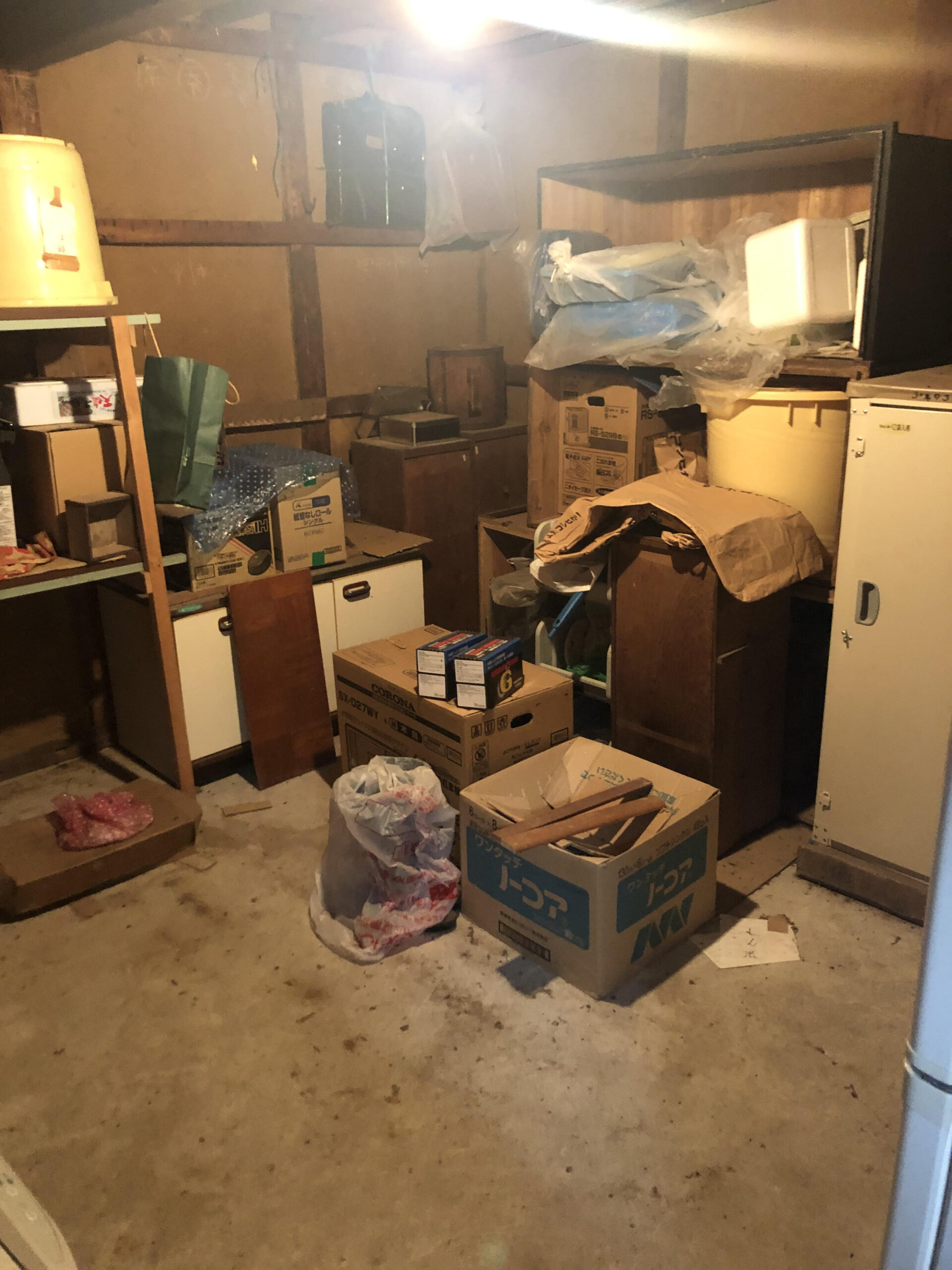 6LDK木造住宅一軒家・納屋2棟の遺品整理作業を行いました。