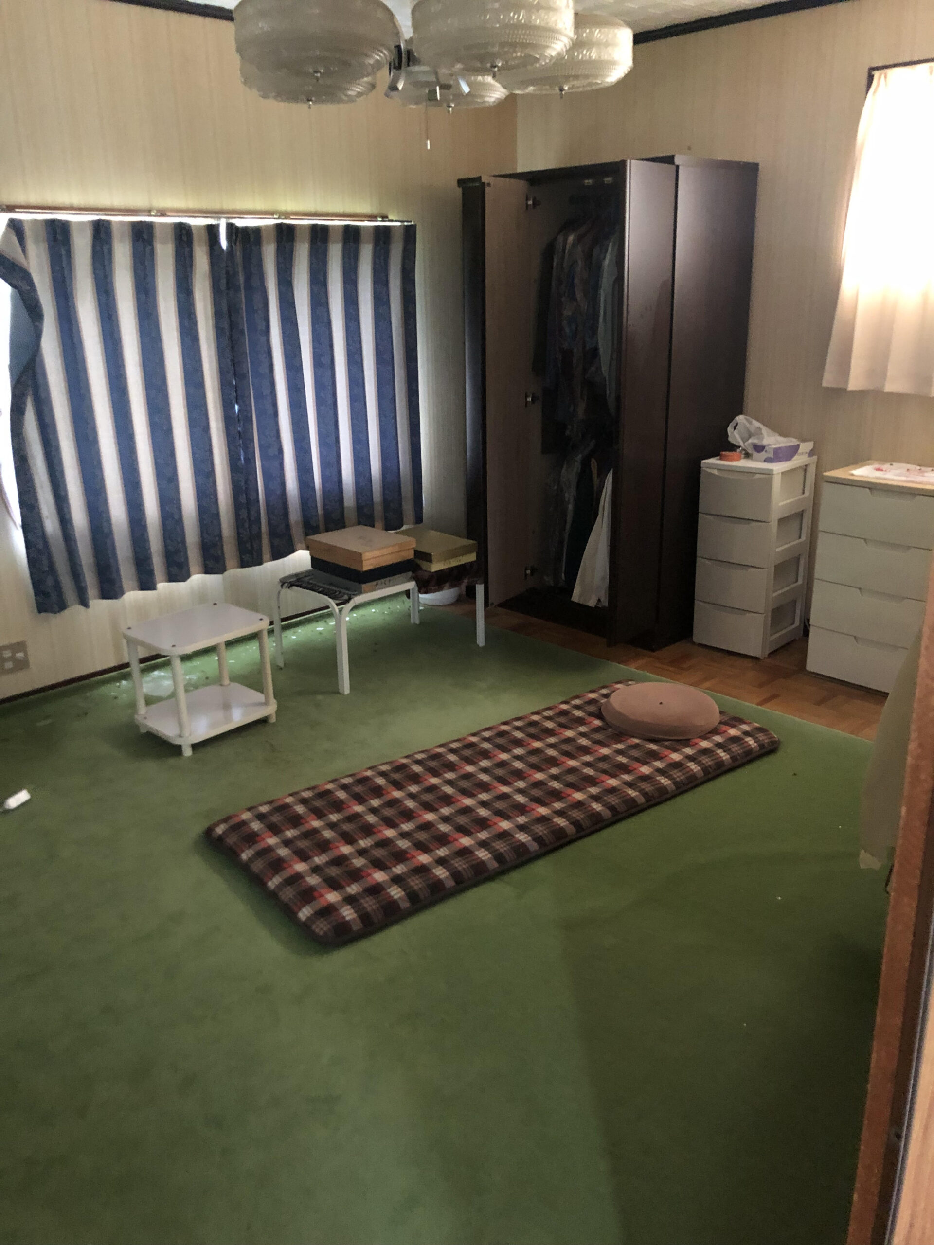 6LDK木造住宅一軒家・納屋2棟の遺品整理作業を行いました。