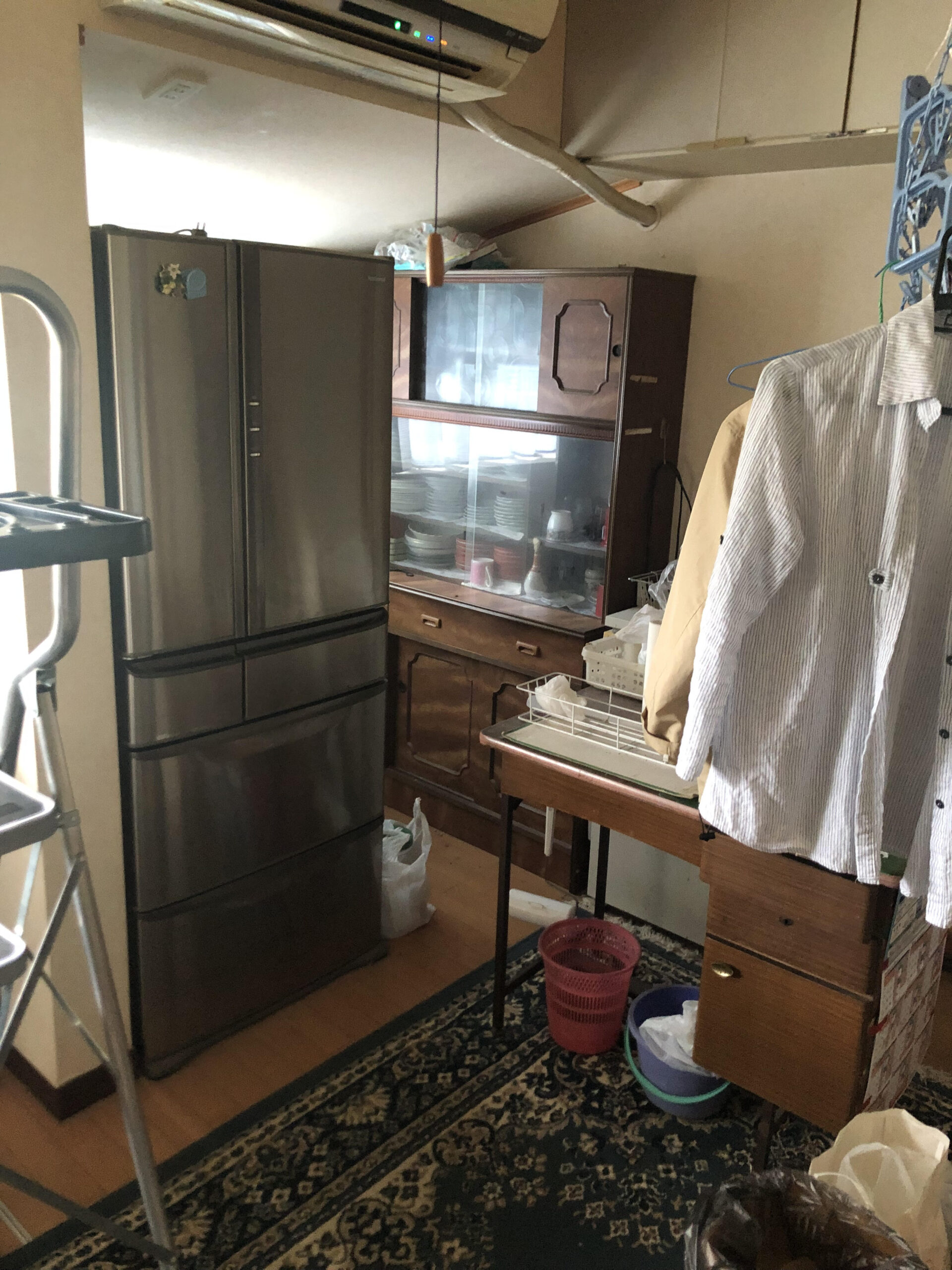 6LDK木造住宅一軒家・納屋2棟の遺品整理作業を行いました。
