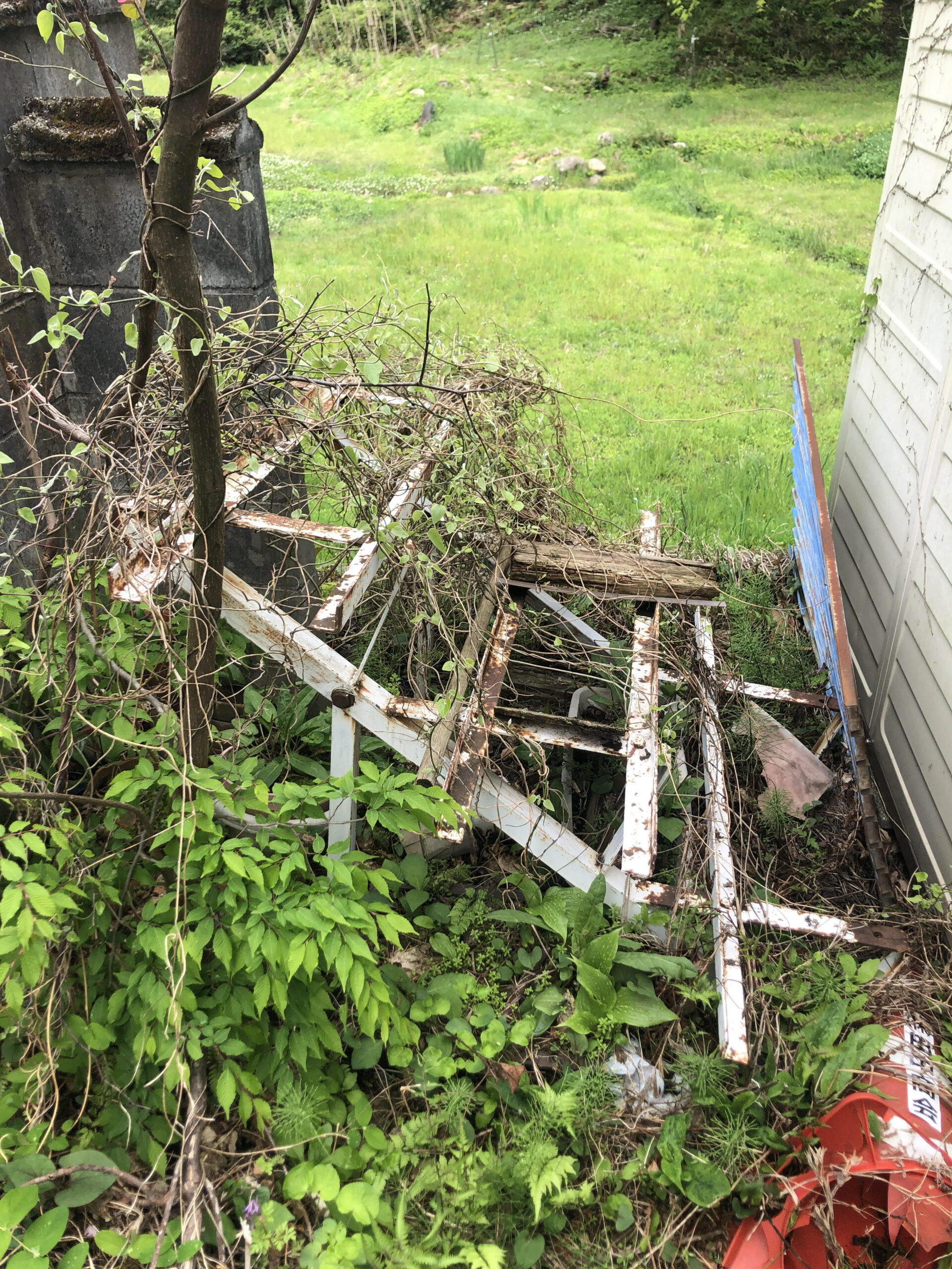 木造住宅　倉庫内の残置物処分整理作業を行いました。