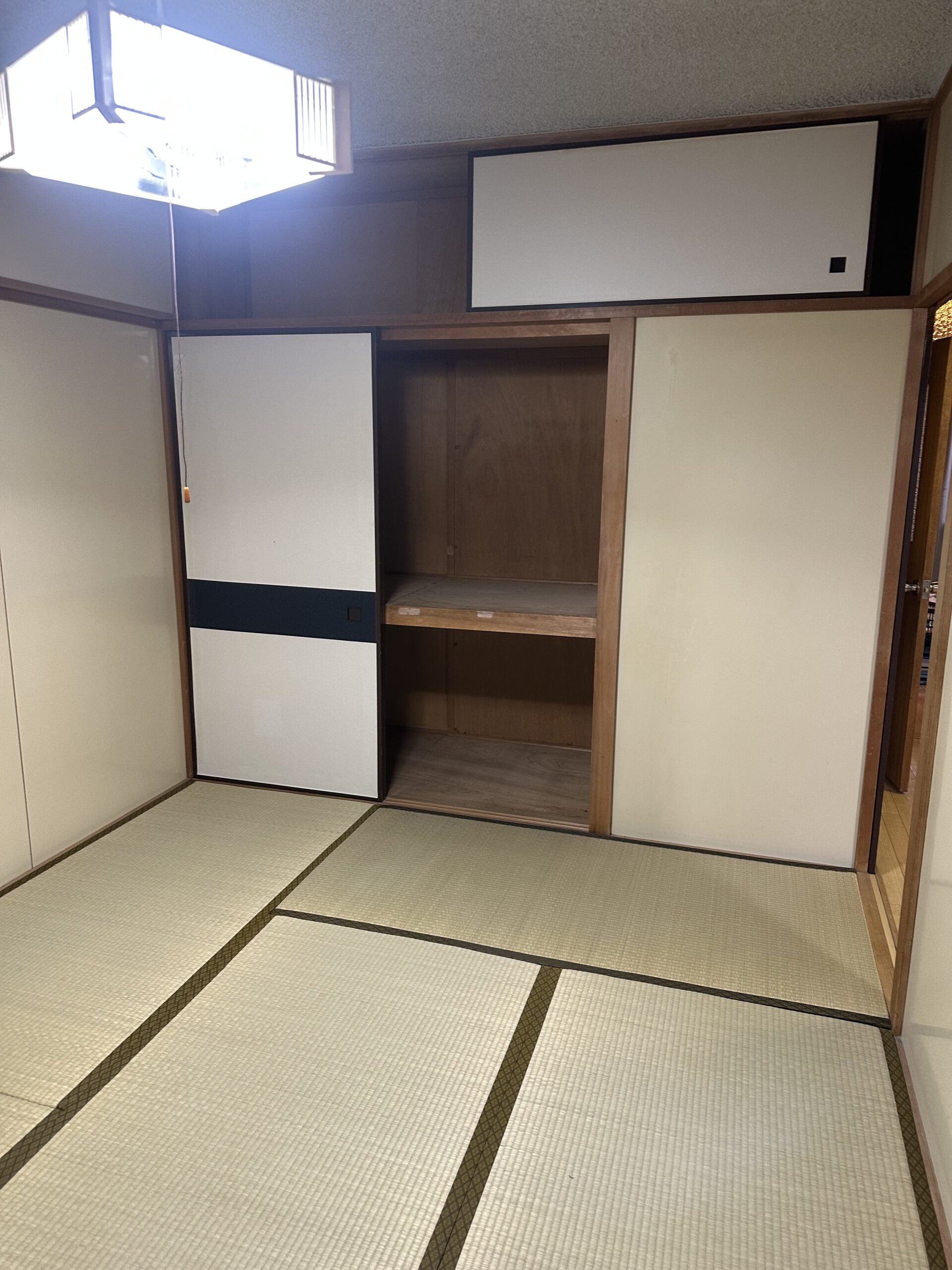 市営住宅での残置物作業を行いました。