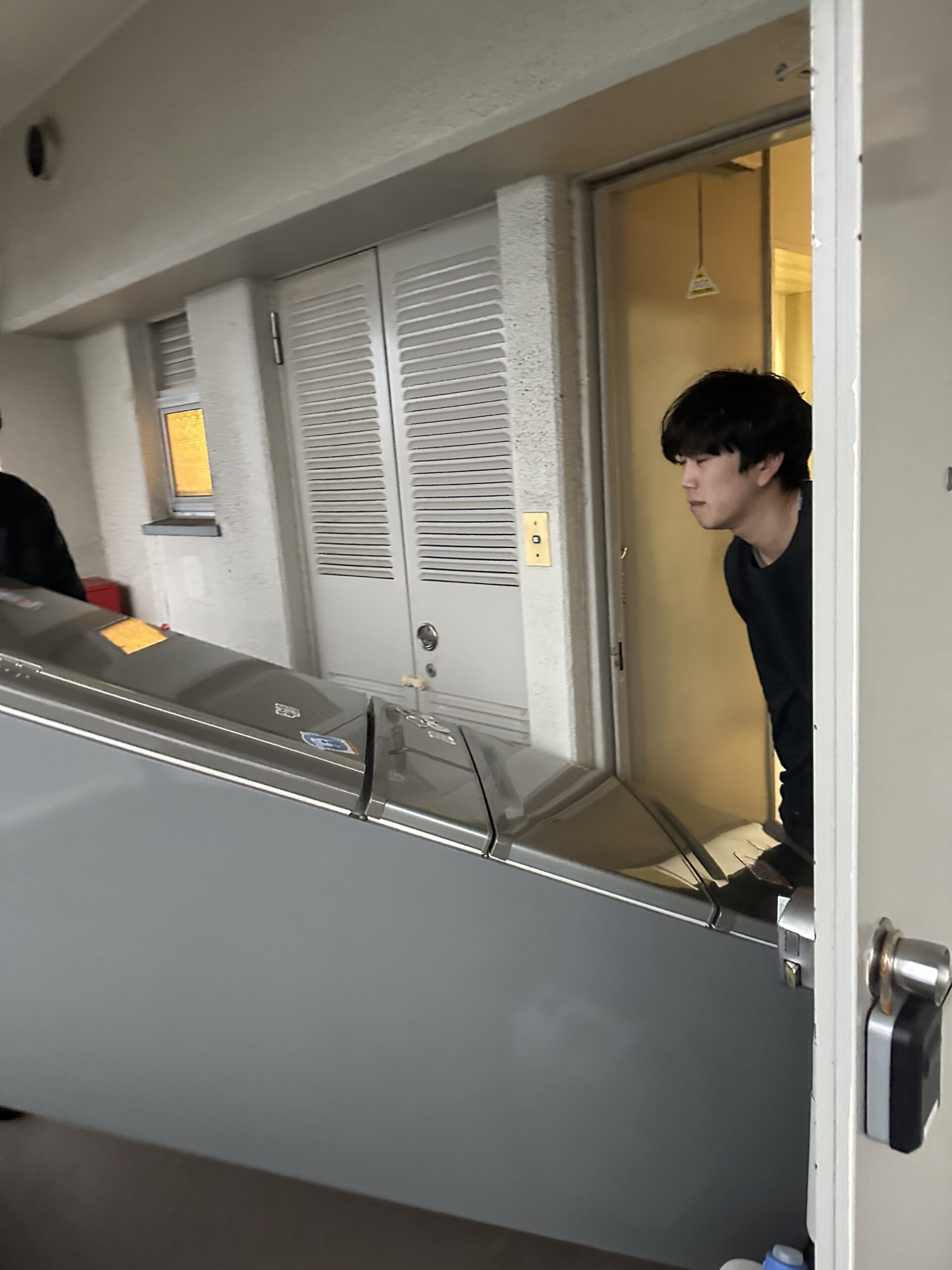 市営住宅での残置物作業を行いました。